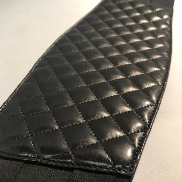 HOTTIE STATEMENT PIECE!Chanel quilted lambskin leather belt RARE. HOTTIE STATEMENT PIECE!Chanel quilted lambskin leather belt  main image 2